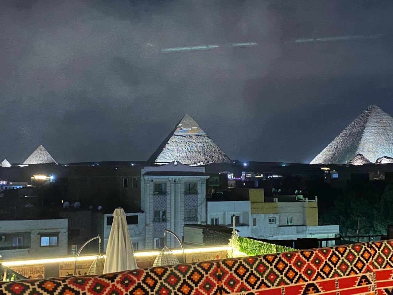 Majestic View Pyramids Inn Kafret el-Gabal Esterno foto